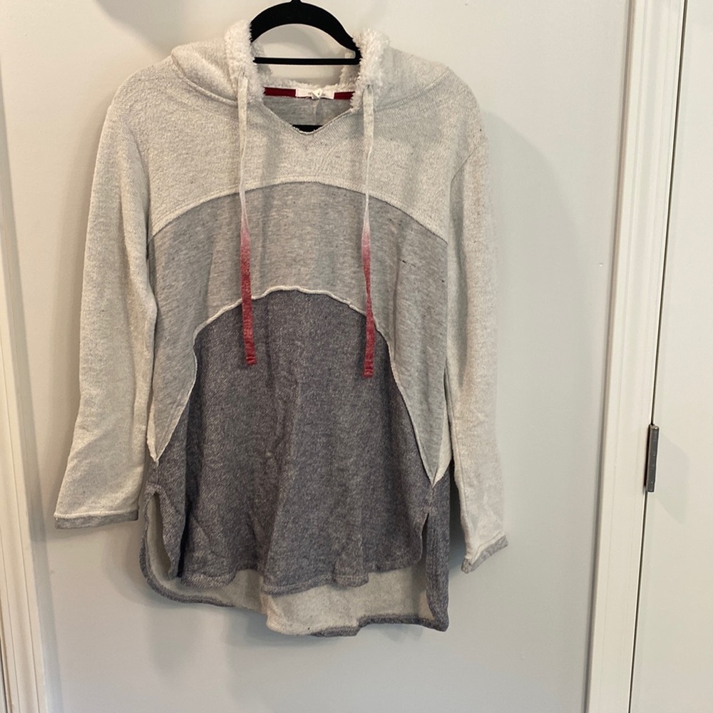 Maurice’s Pink and Gray Ombré sweatshirt